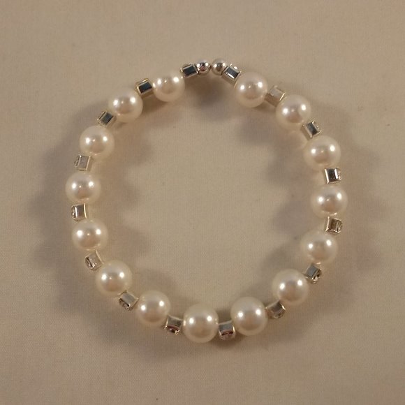 Silver White Pearl Bead Crystal Simulated Diamond Bracelet Party Gift - Picture 2 of 3